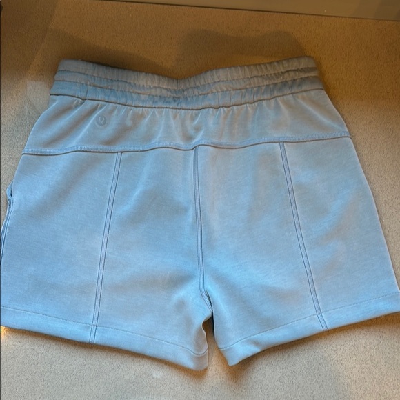 Lululemon Athletica Blue Athletic Shorts Soft Fabric - Picture 4 of 4